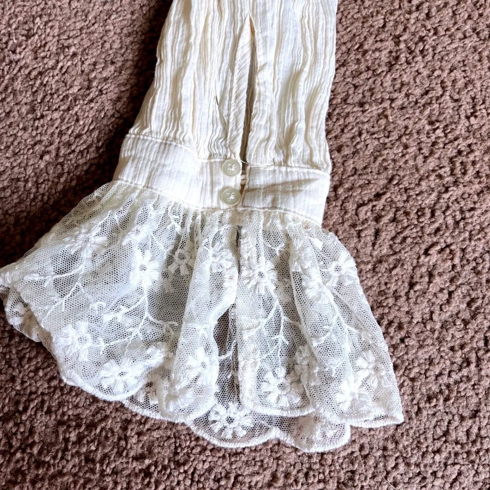 Free People Cream Lace Boho Crop Top Long Sleeve Flared Cuffs Ivory Medium